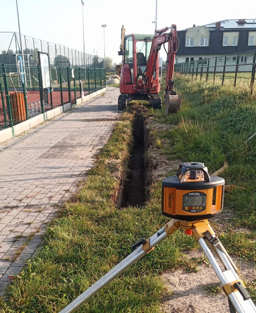 Budowa Drenażu, Odwodnienie Boiska Niedziałka